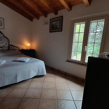 La Casa Di Mary Villa อเมเลีย ภายนอก รูปภาพ