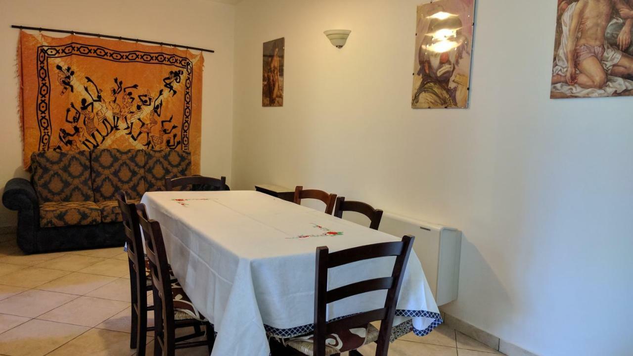 La Casa Di Mary Villa อเมเลีย ภายนอก รูปภาพ